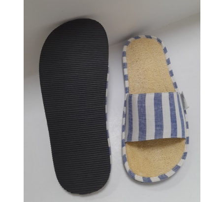 Dép mặt xơ mướp, quai ngang bằng vải sọc